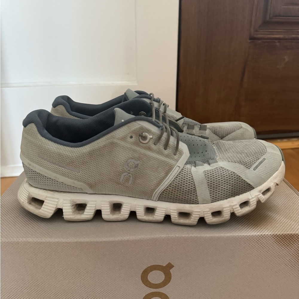 On Cloud 5s - Womens Running Shoes